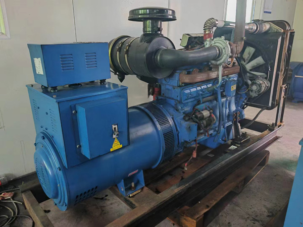 嵊泗100kW柴油发电机组使用多级机油有哪些优缺点？